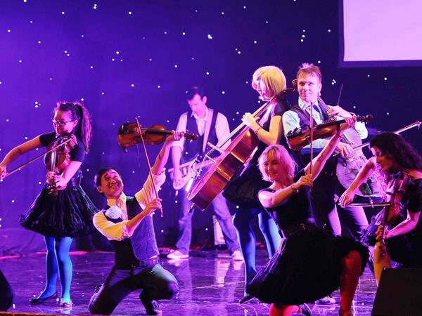 2014年越南顺化文化节：交响音乐步入民众生活